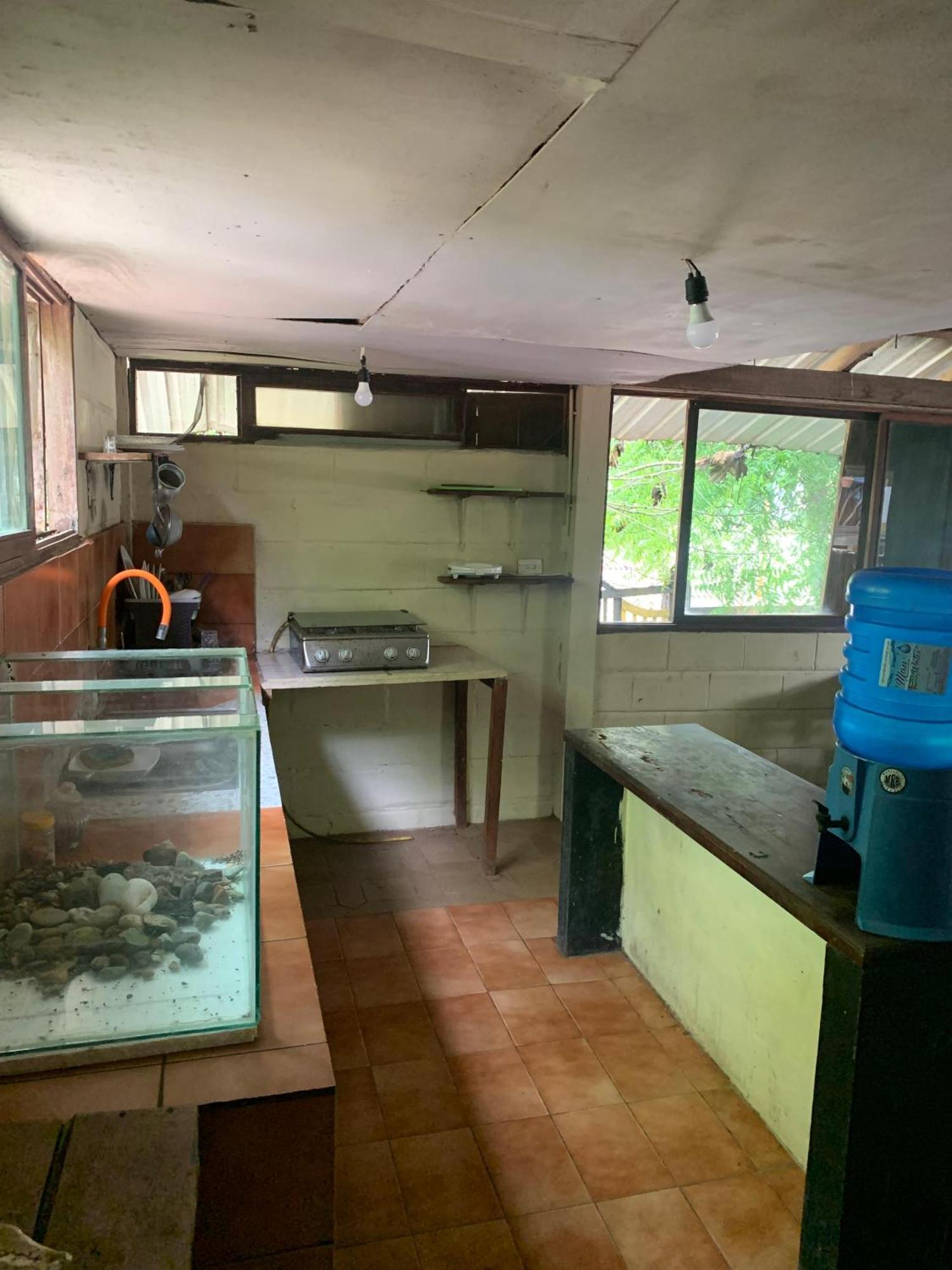 Montañita Al Carajo House Backpackers Hostホステル エクステリア 写真